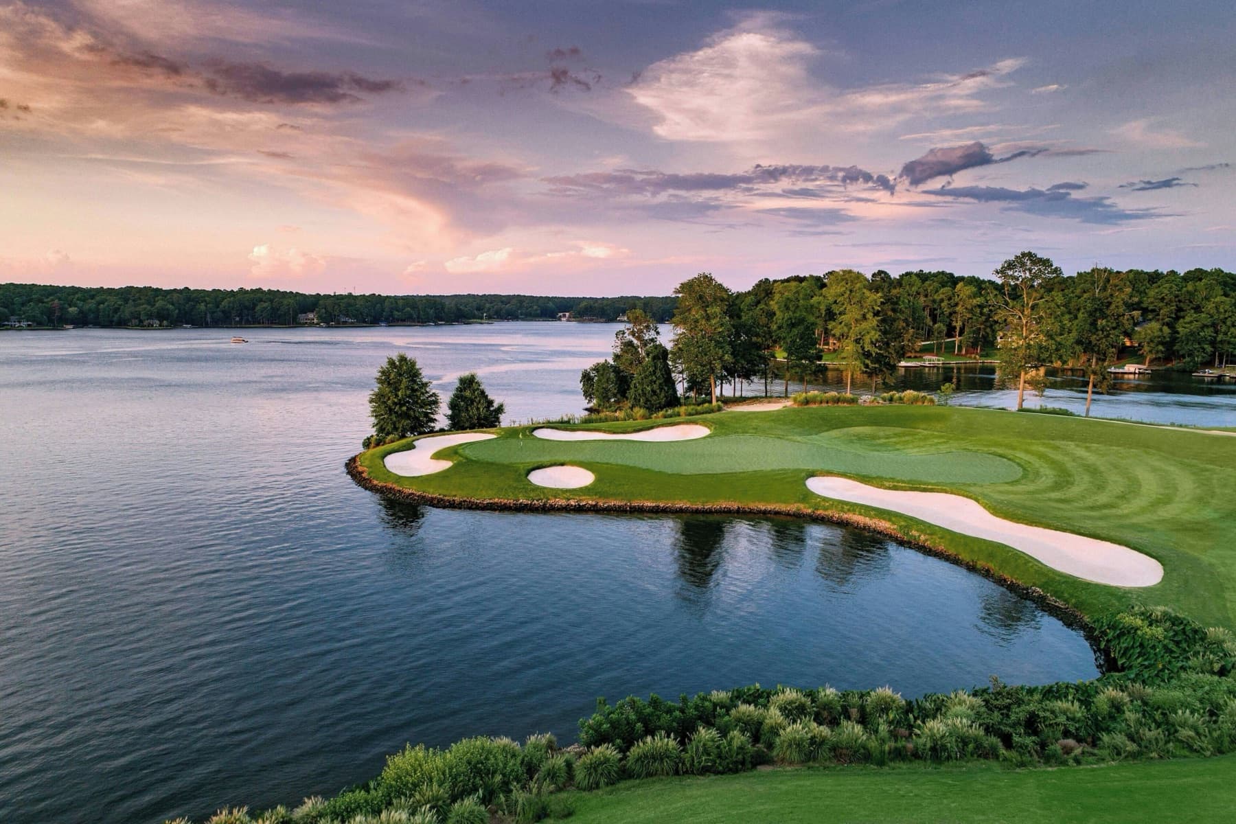 A bunkered peninsula green on Great Waters' lakeside back nine.