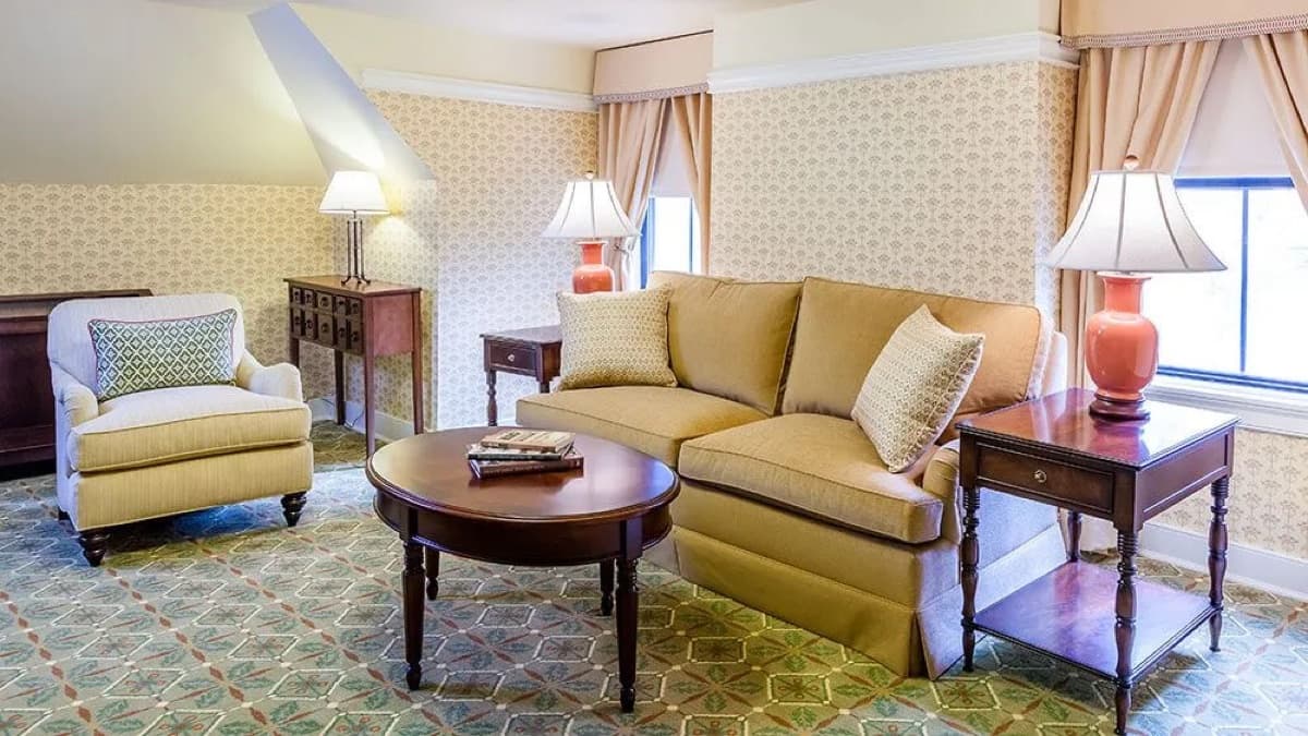 The Holly Inn — inside